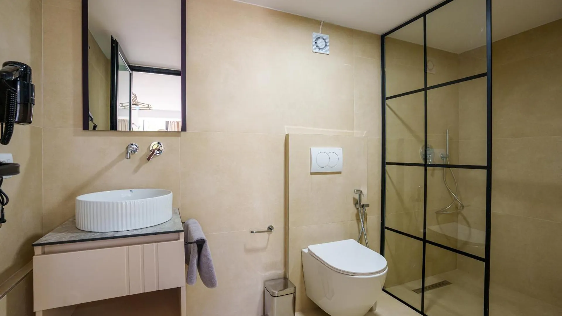 Belmond Hotel Ksamil