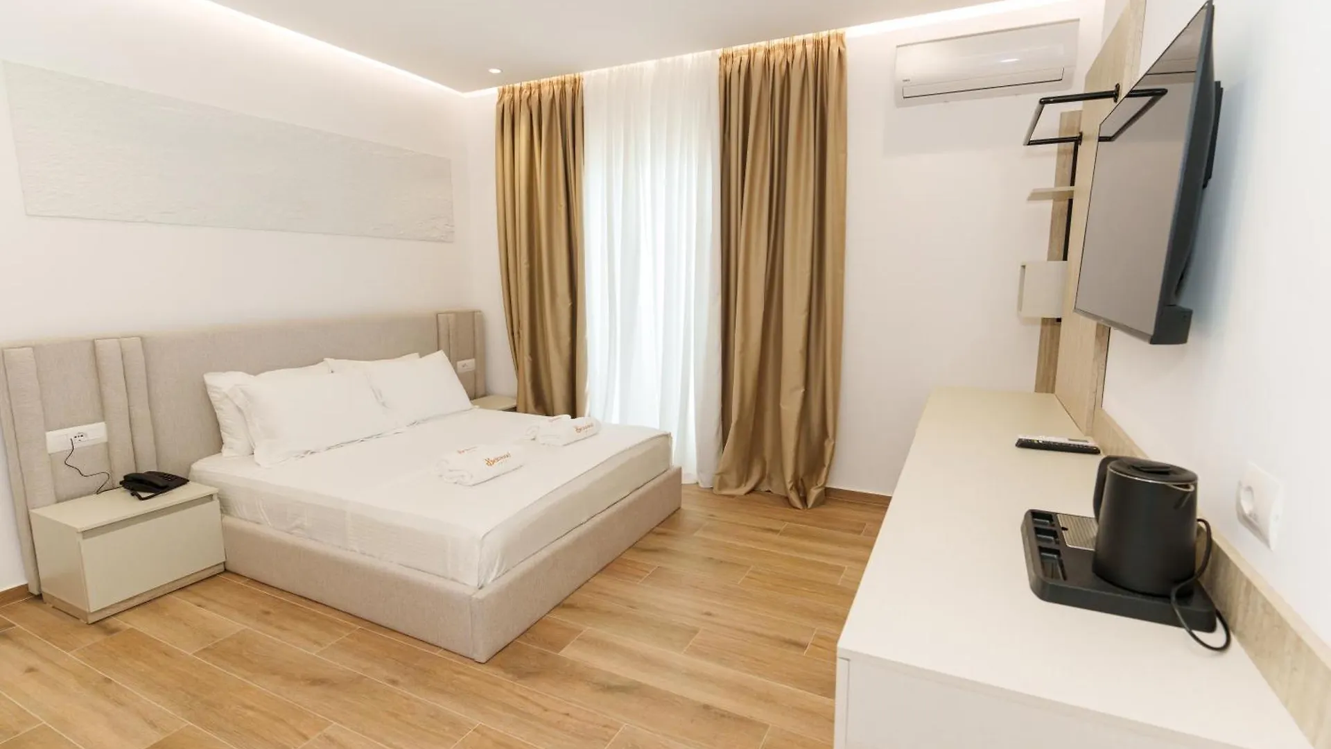 Belmond Hotel Ksamil 0*,  Albania