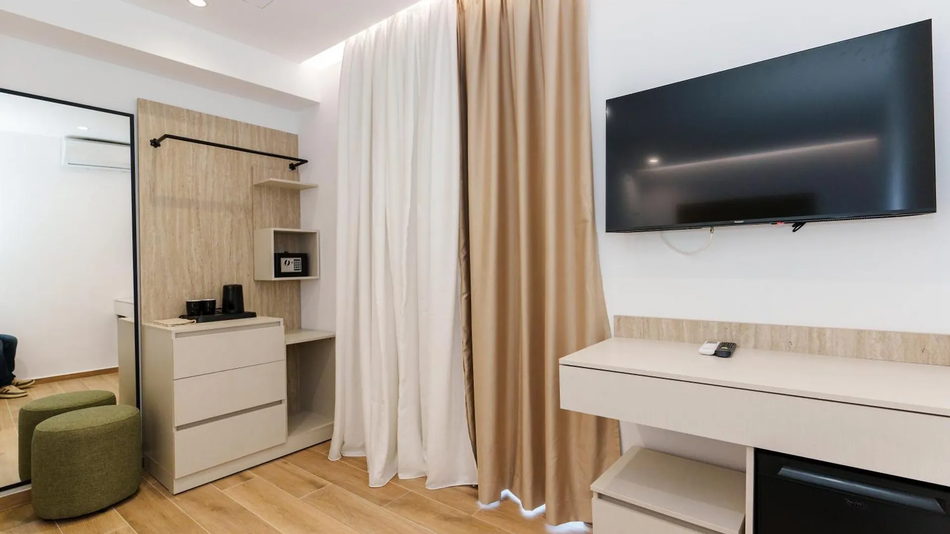 Belmond Hotel Ksamil 0*,  Albania